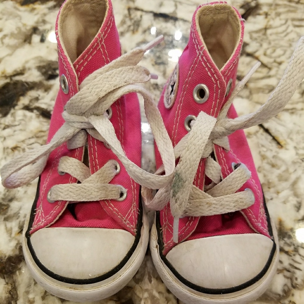 !SOLD!! Toddler Chuck Taylor's